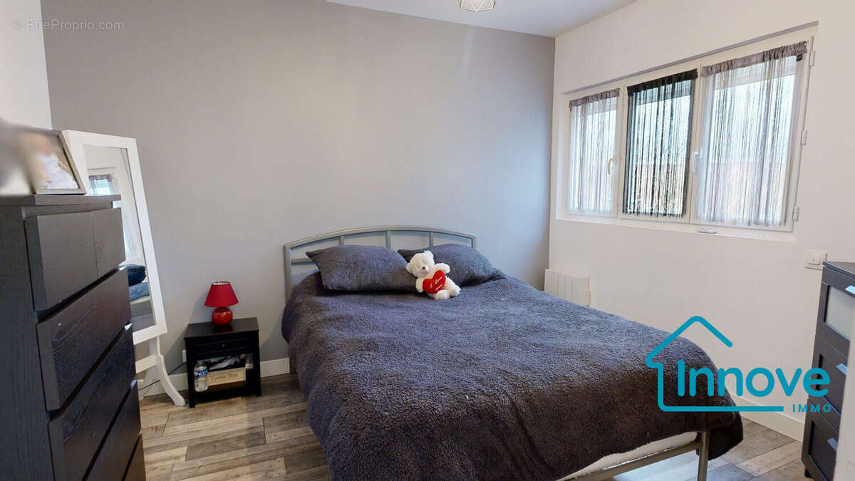 Maison à VILLEPREUX