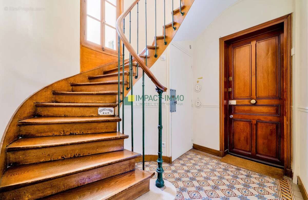 Appartement à COLOMBES