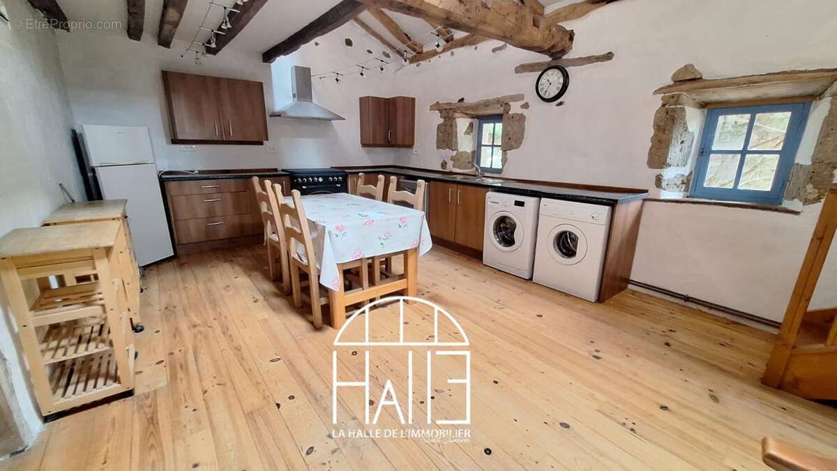Maison 143 m² à Pressignac  - photo 6