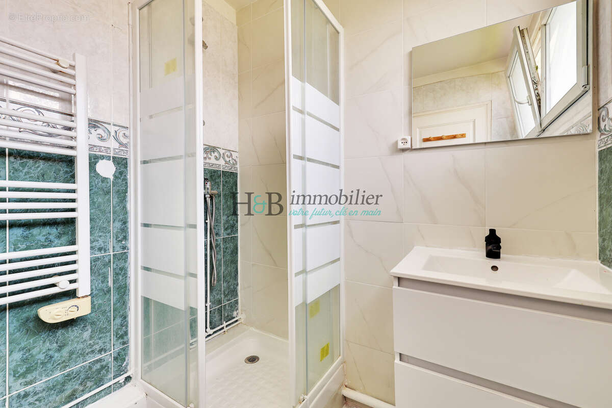 Rare à Noisy-le-Sec   Maison d’investissement de 381 m2 avec 13 espaces locatifs et fort potentiel de valorisa - photo 13