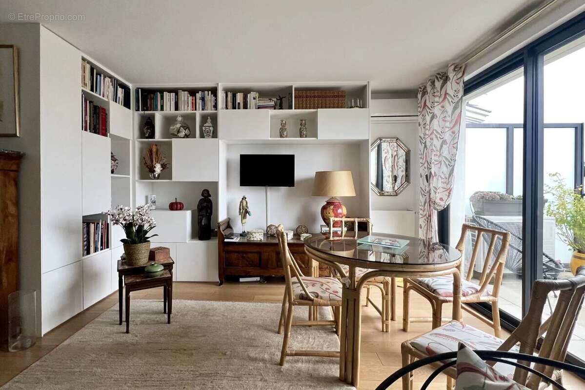 Appartement à SAINT-MAUR-DES-FOSSES