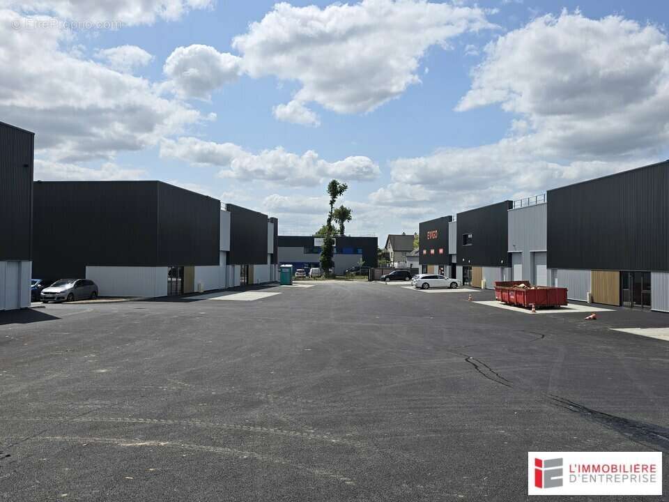 Local d'activite a vendre - photo 2