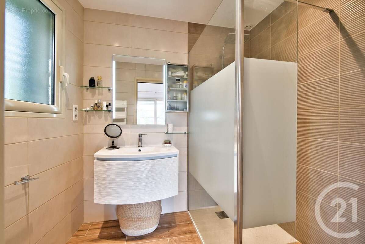Maison 107 m² à La Turbie  - photo 14
