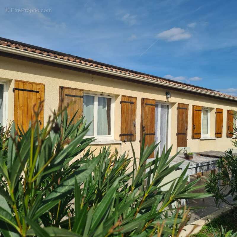 Maison à SAINT-SEURIN-SUR-L&#039;ISLE