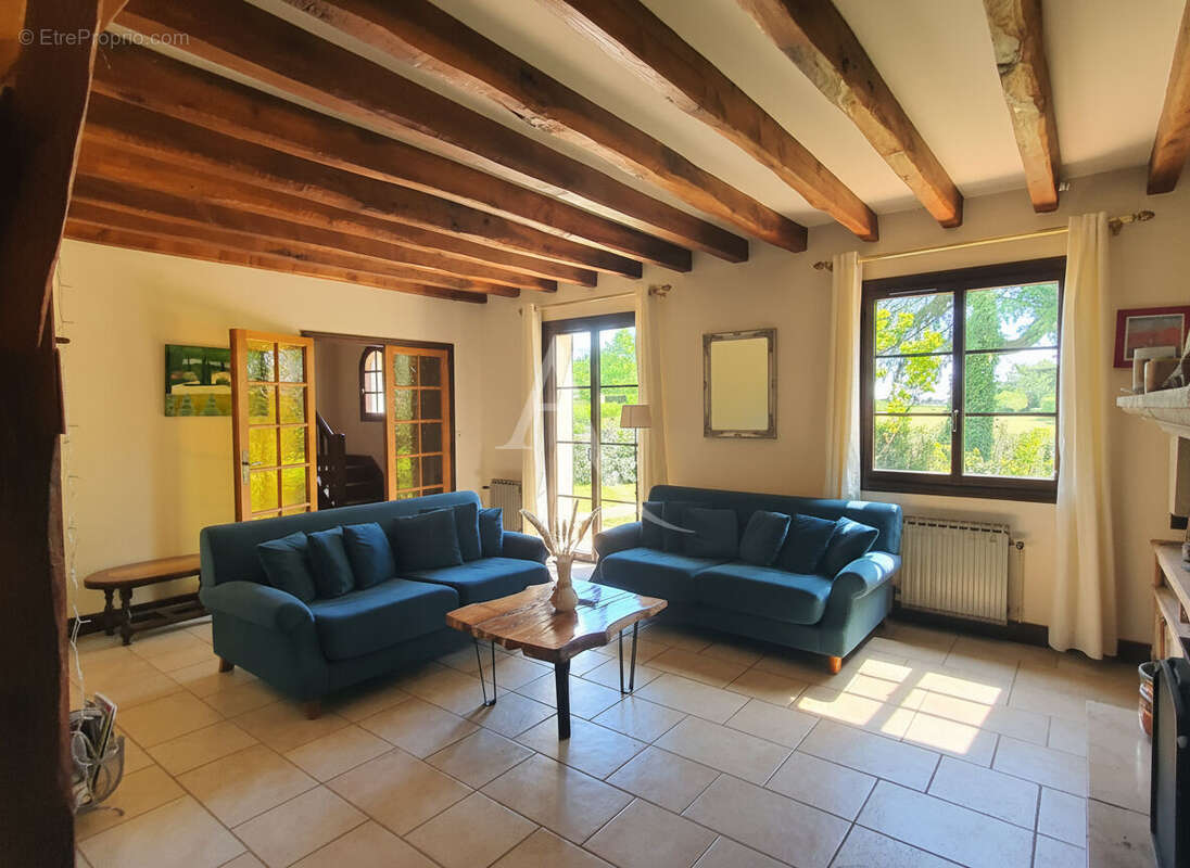 Maison à NOYERS-SUR-CHER