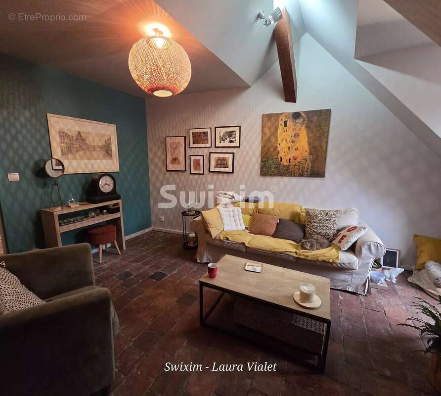 Appartement à POLIGNY