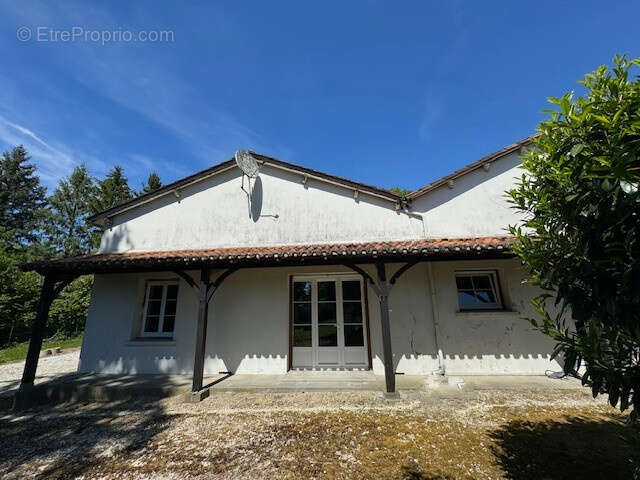 Maison à SAINT-MEDARD