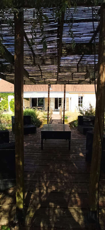 Maison à SAVIGNY-EN-SEPTAINE