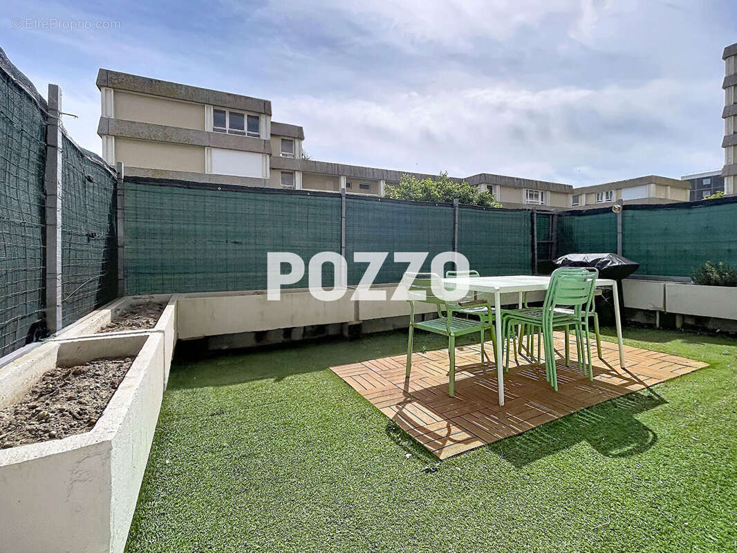 Appartement à HEROUVILLE-SAINT-CLAIR