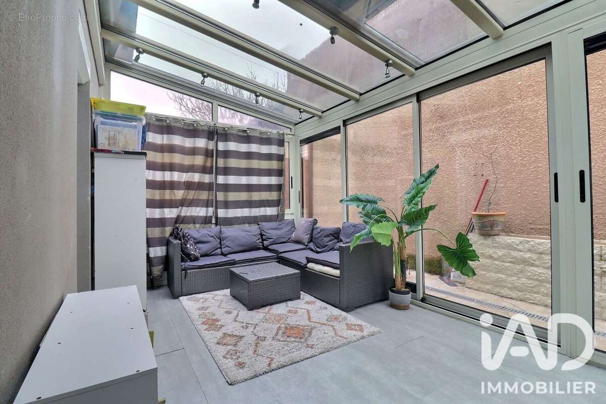 Photo 6 - Maison à MARSEILLE-15E