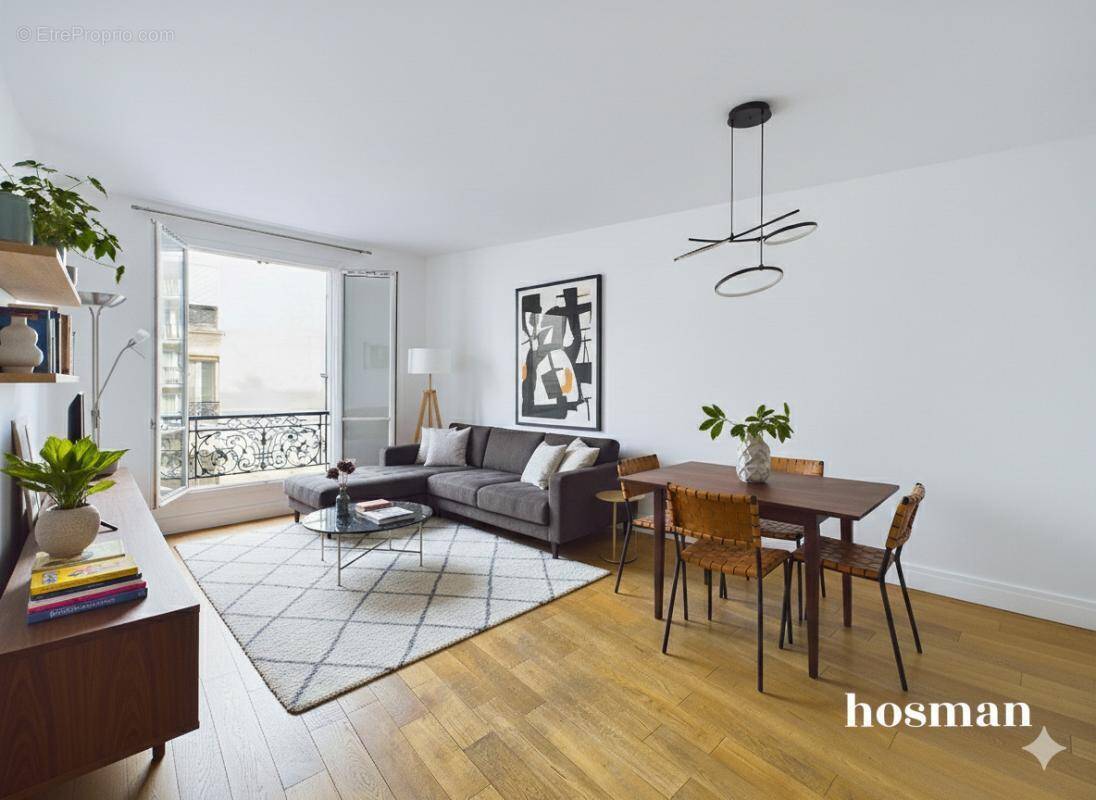 Appartement à PARIS-12E