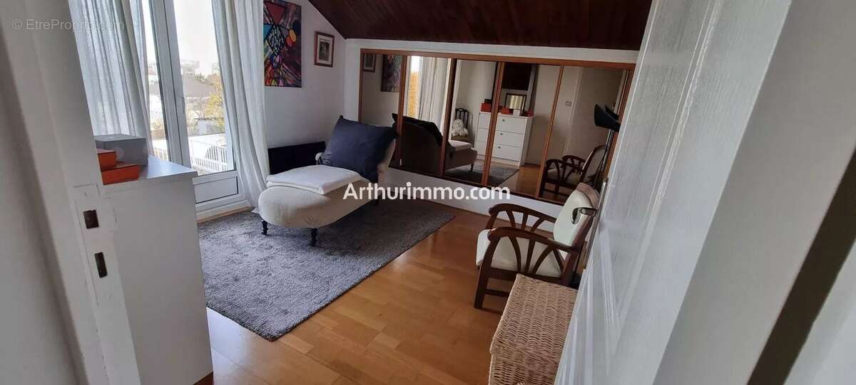 Maison à LIMEIL-BREVANNES