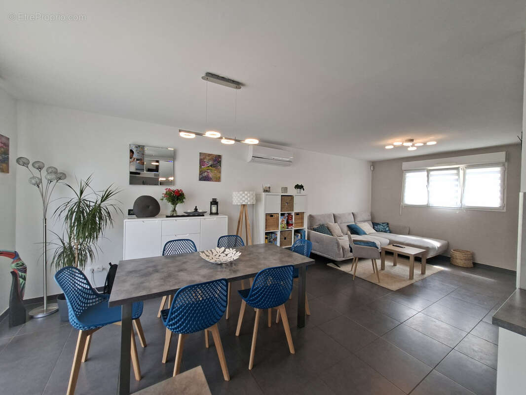 Pournoy la Grasse, maison récente 106 m2 avec 3 chambres sur une parcelle de 510 m2 - photo 2