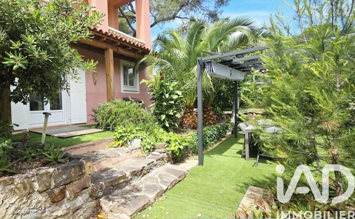 Photo 2 - Appartement à SAINT-RAPHAEL