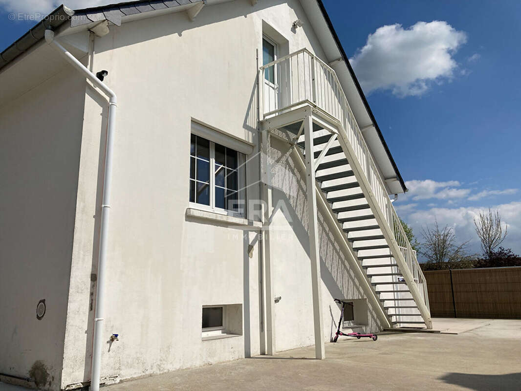 Maison à BOURG-ACHARD