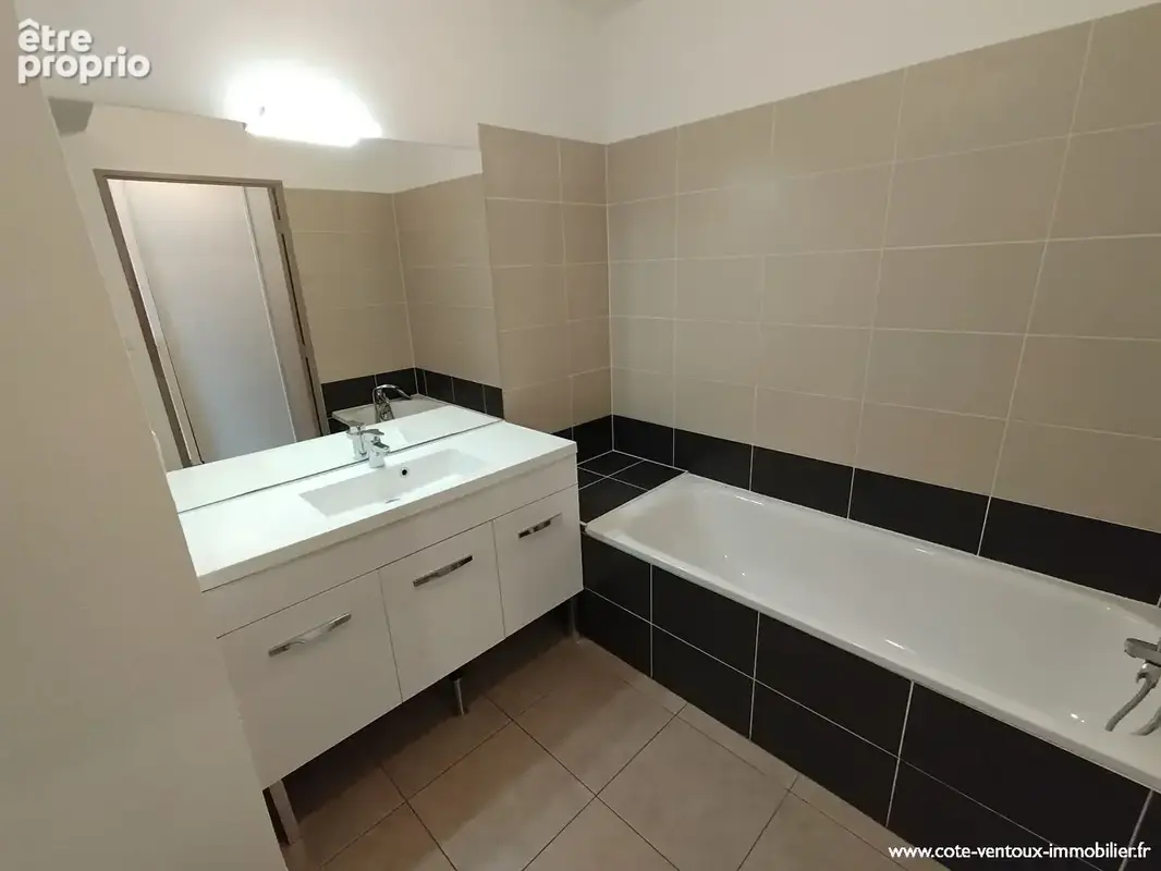Maison T3 - 67 m² - Jardin et parking privatif - photo 10