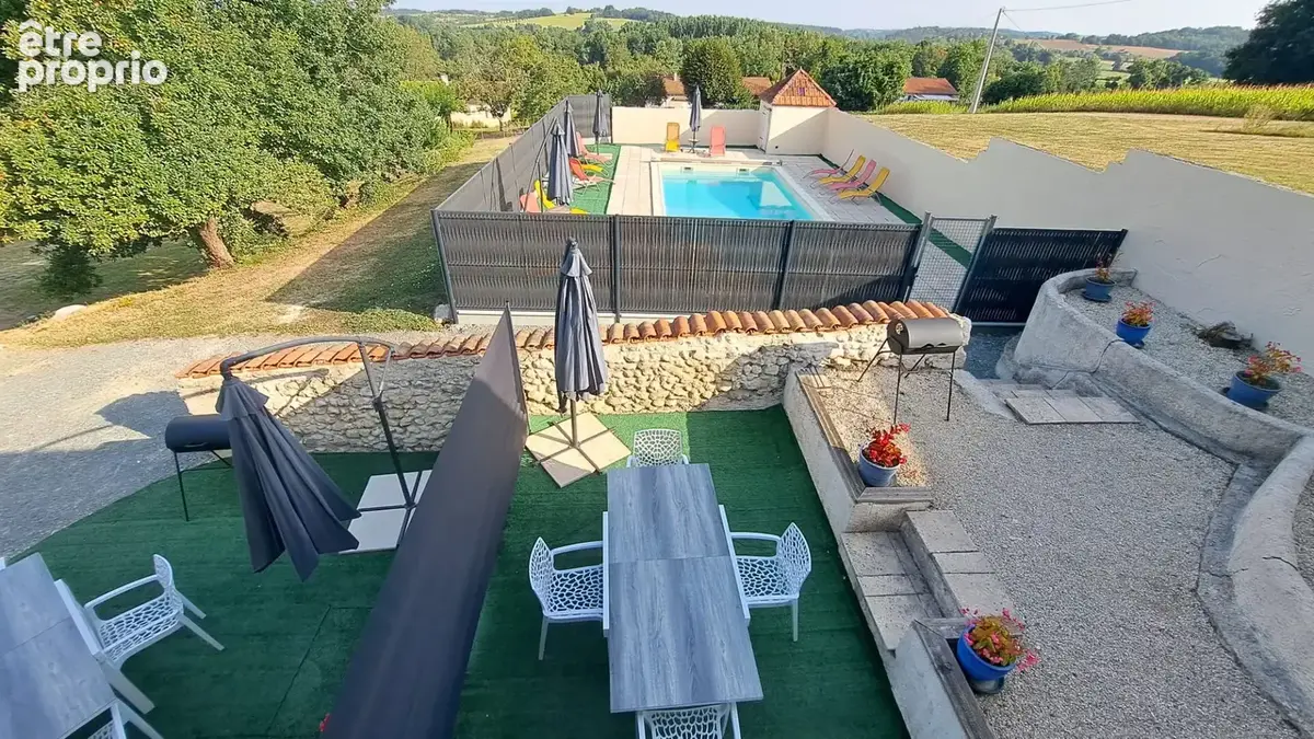 Proche de Ribérac  hameau avec trois gîtes et maison indépendante - photo 24