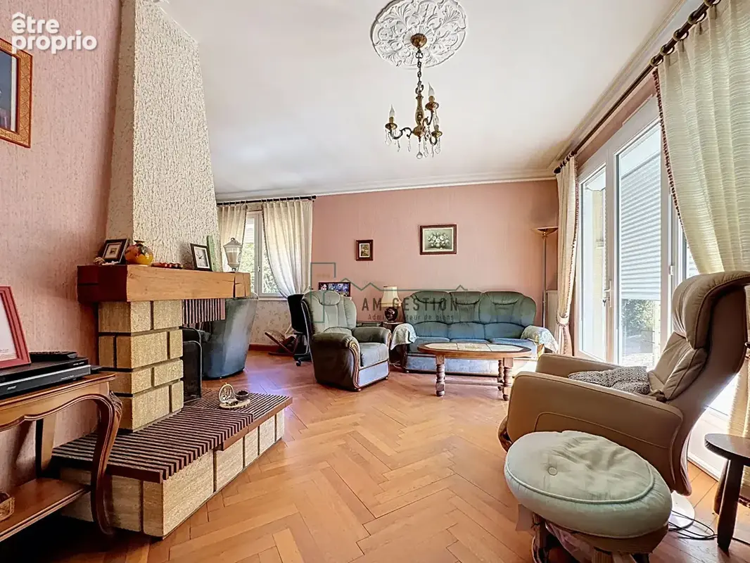 Entre Couzeix et Bellegarde ? Belle maison avec terrain de plus de 3 300 m², sans vis-à-vis - photo 5