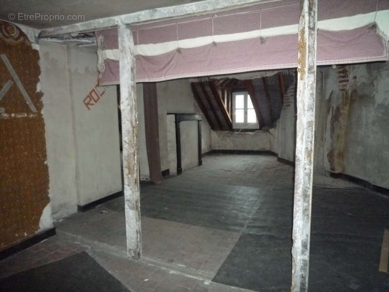 Appartement à MOULINS