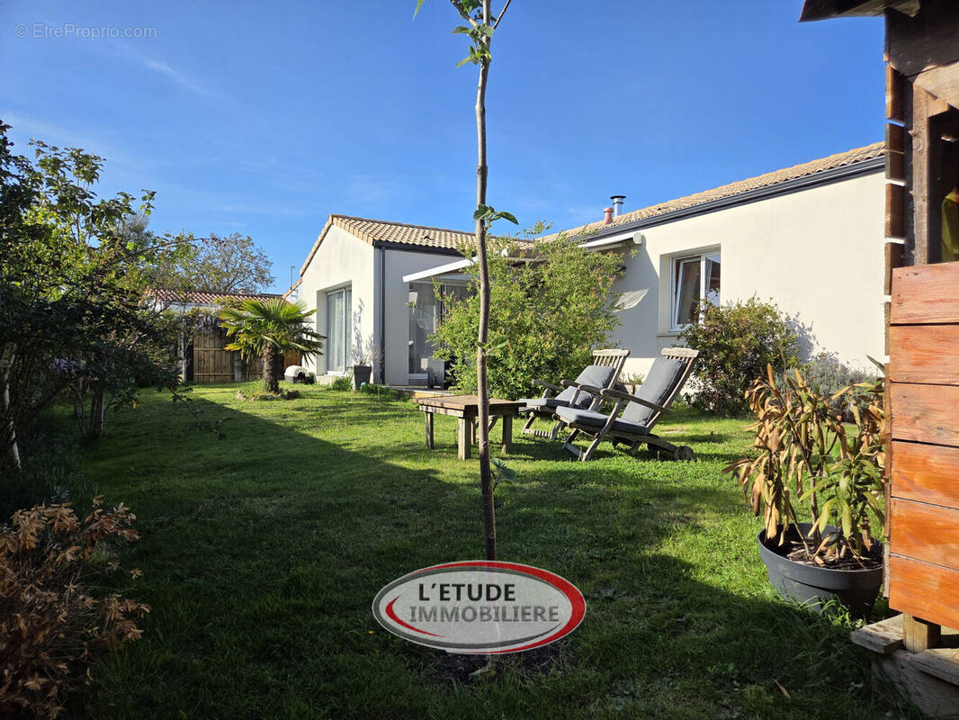 Photo 1 - Maison à SAINTE-PAZANNE