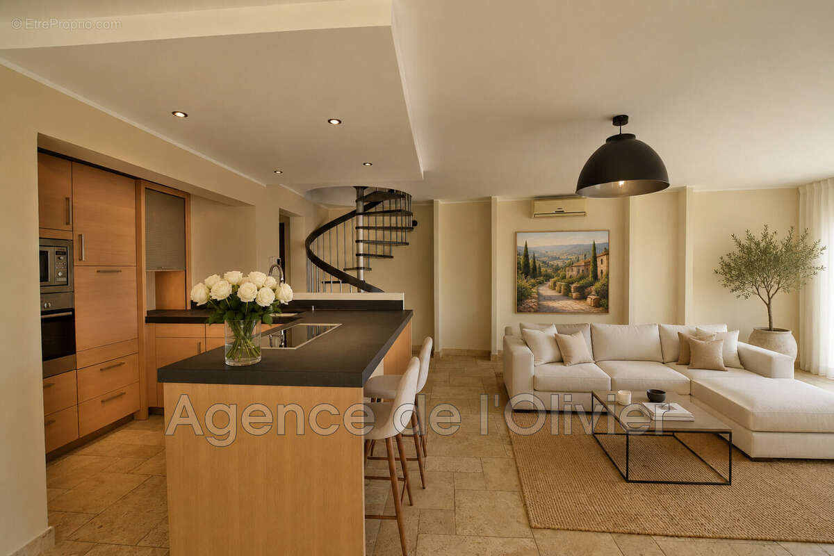 Appartement 157 m² à Grasse  - photo 5