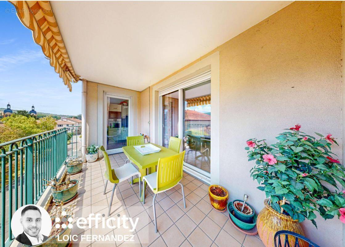 Appartement à NEUVILLE-SUR-SAONE