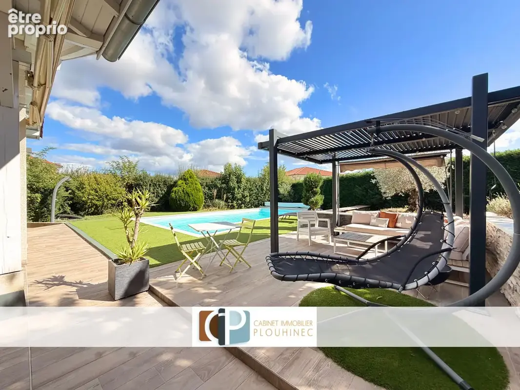 NOUVEAUTÉ à Charnay-lès-Mâcon   Maison familiale avec piscine. - photo 6