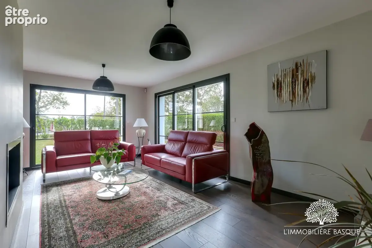 Maison 6 pièces 173 m² à vendre à Ustaritz (64480) - photo 7