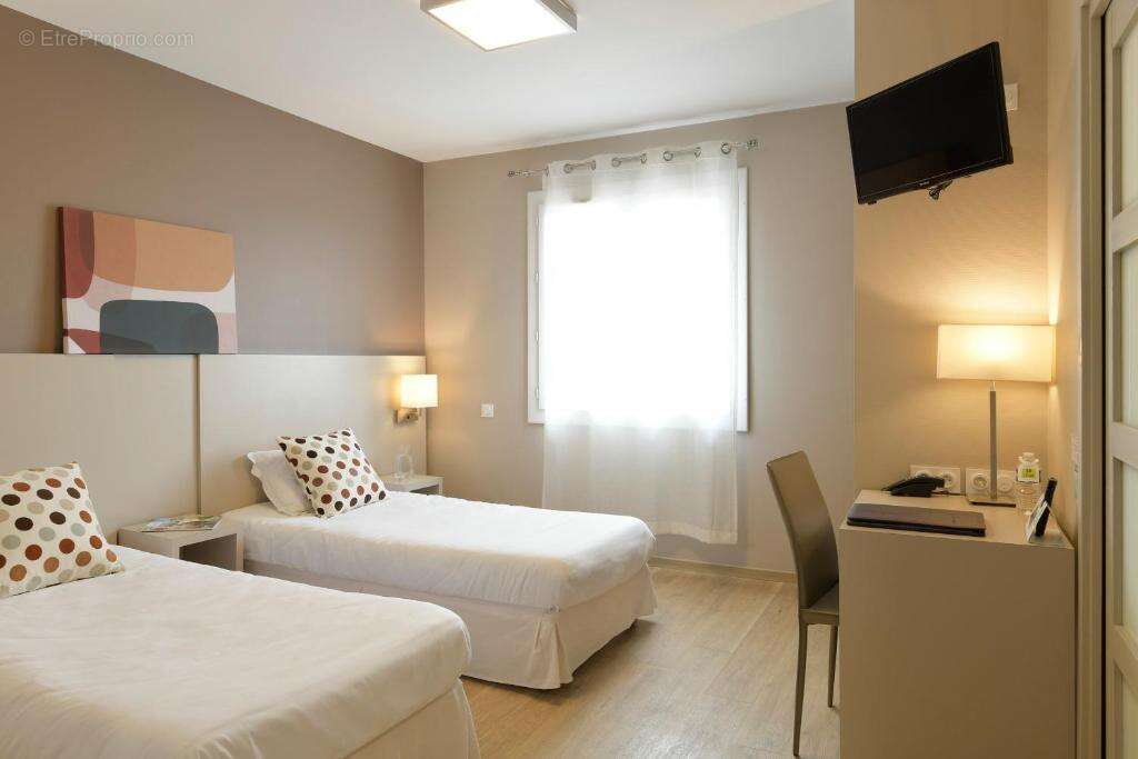 Commerce à BARCELONNE-DU-GERS