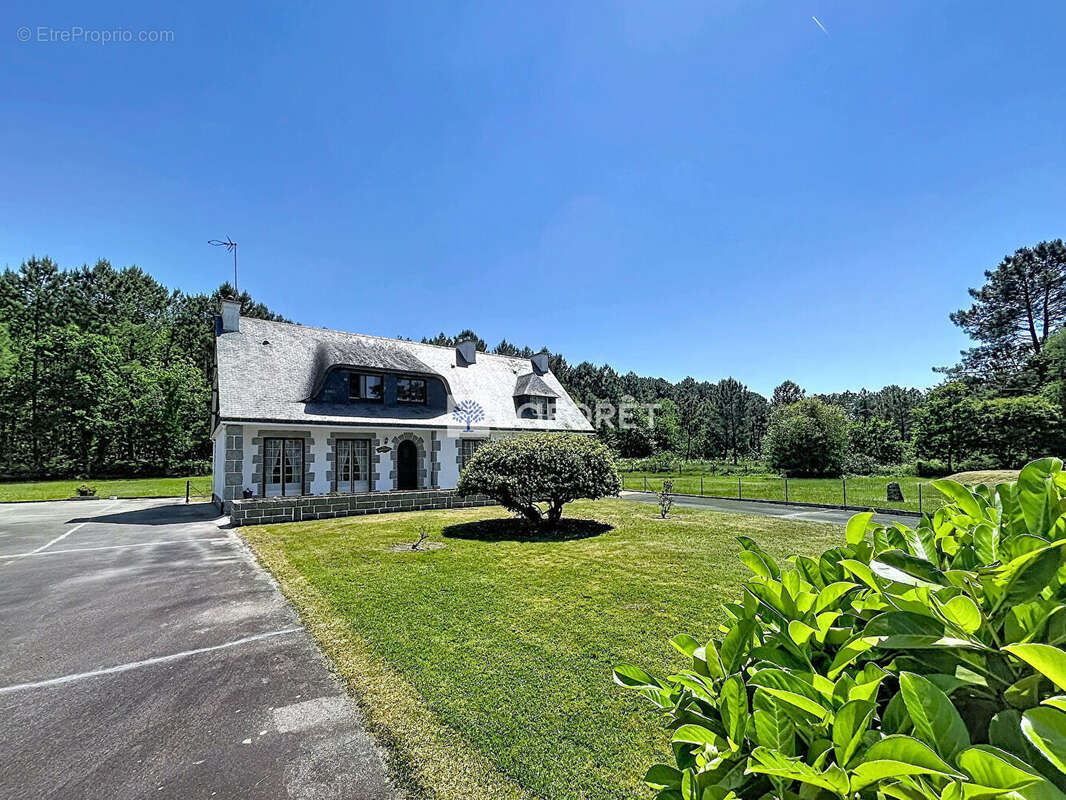 Maison à LOCOAL-MENDON