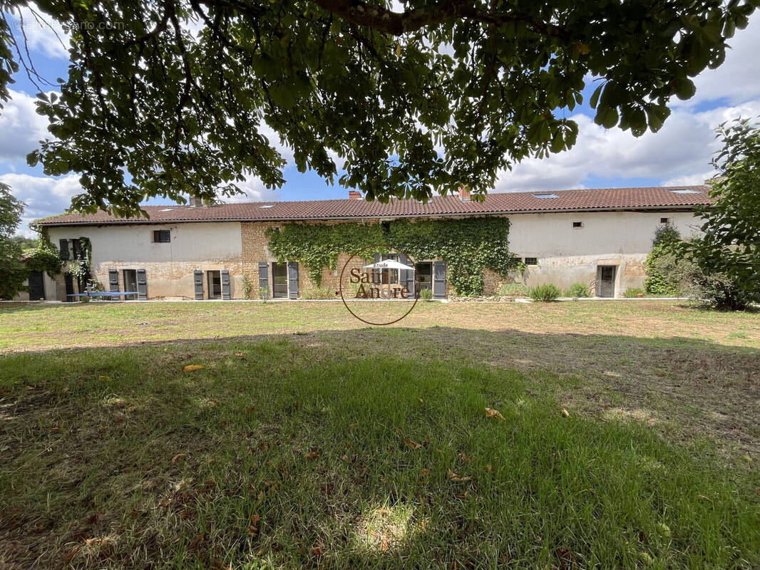 Maison à LA ROCHEFOUCAULD