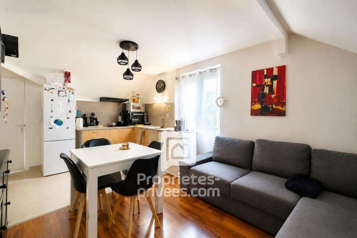 Maison 3 appartements Ugine 13 pièces  200 m2 - photo 3