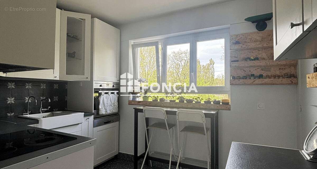 Appartement à CHILLY-MAZARIN