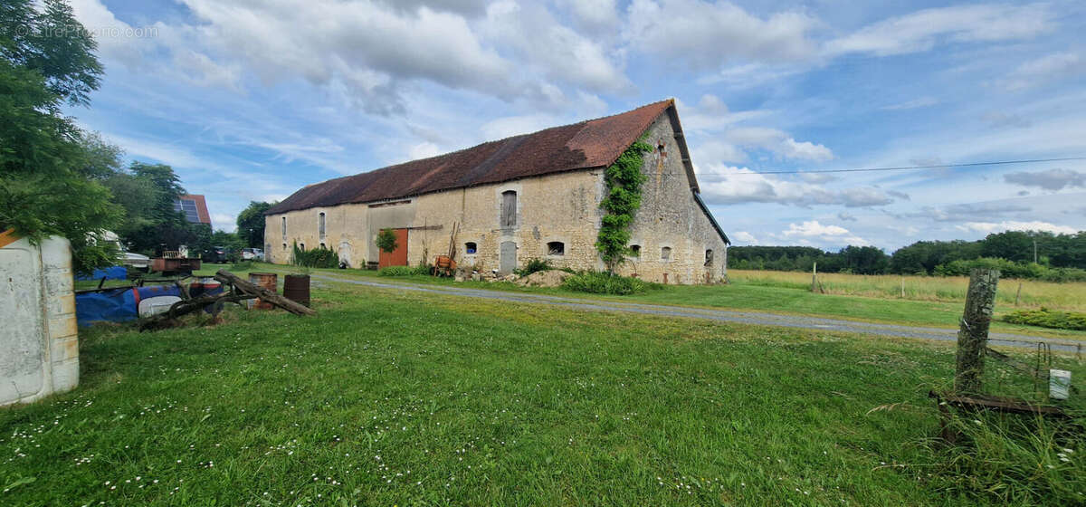 Maison à SAINT-AIGNY