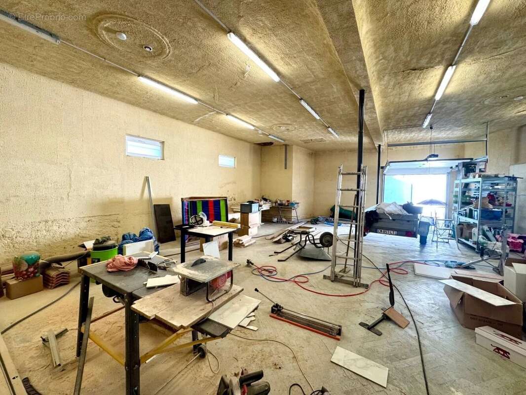 Commerce à HIRSINGUE