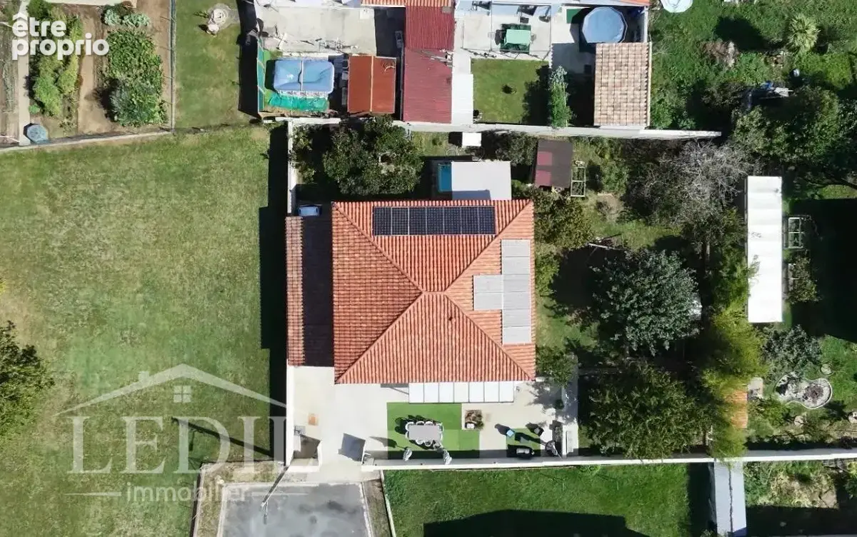 Maison rénovée 175 m² avec prestations énergétiques de qualité - photo 2