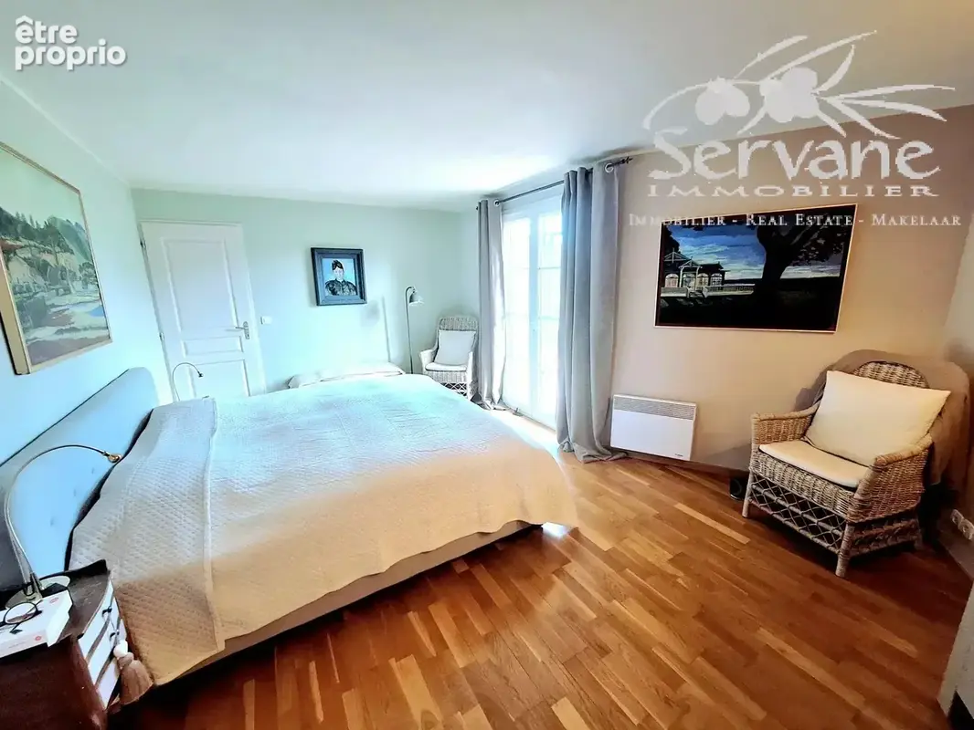 Cotignac tres belle villa avec terrain constructible - photo 7