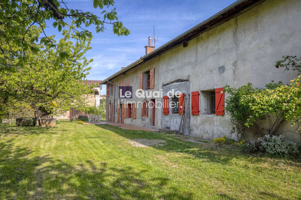 Maison 226 m² à Moirans  - photo 7
