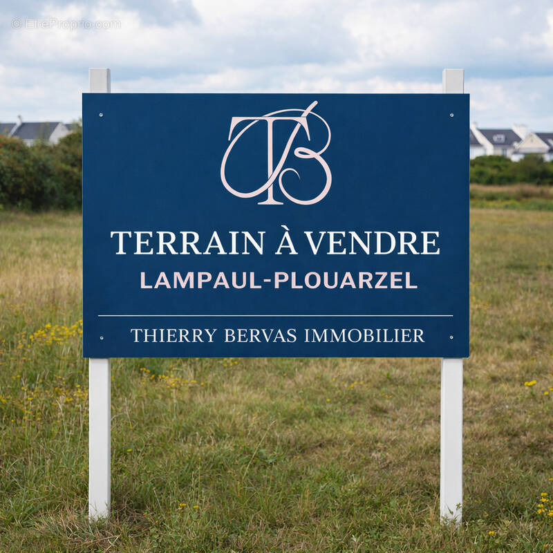 Terrain à LAMPAUL-PLOUARZEL