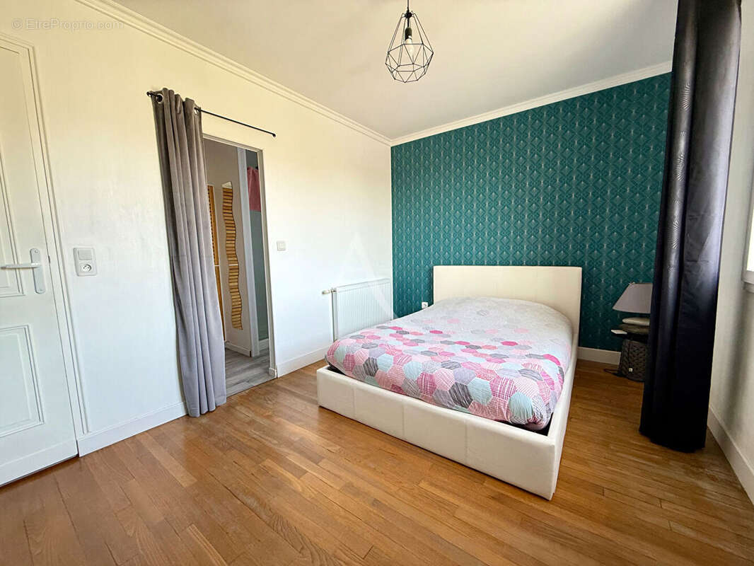 Maison 6 chambres L Huisserie - photo 8