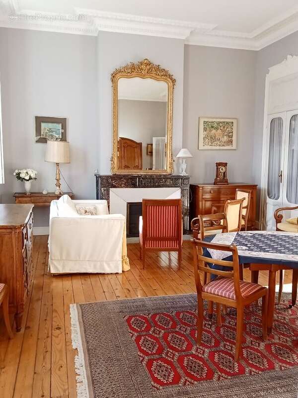 Appartement à GANGES