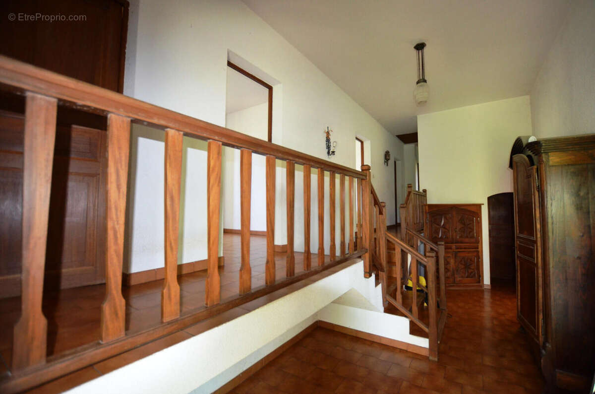 Entree Entrance