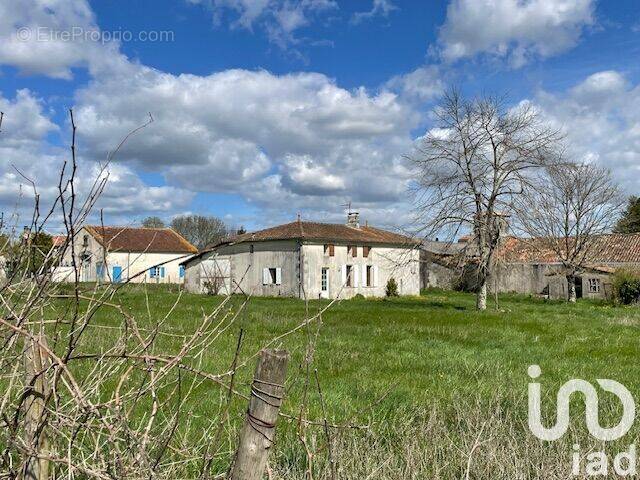 Photo 1 - Maison à AGUDELLE