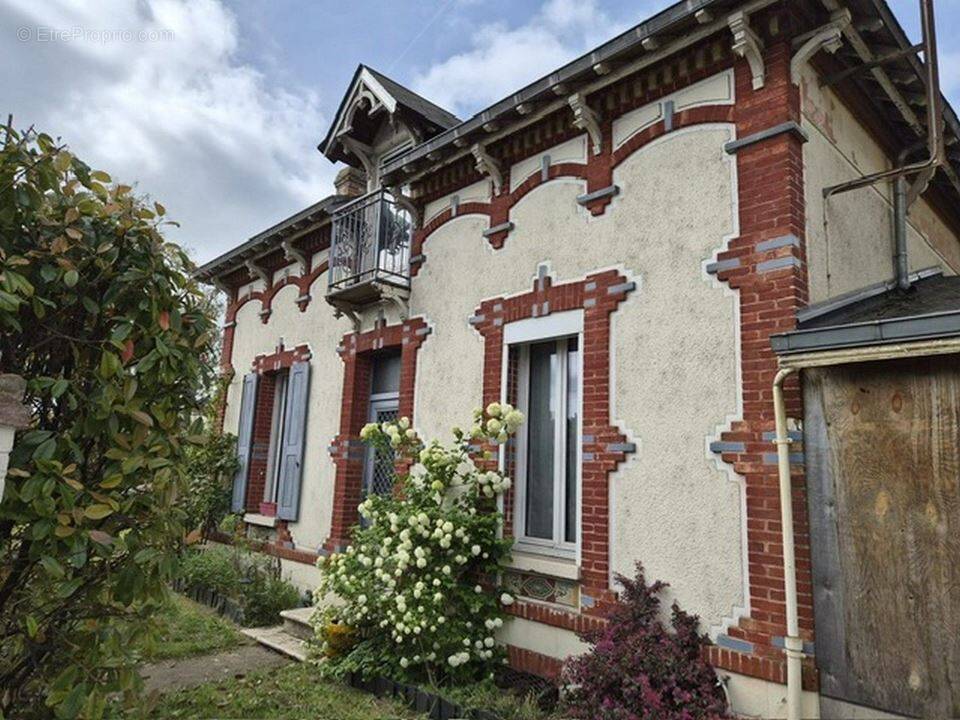 Maison à CHALETTE-SUR-LOING