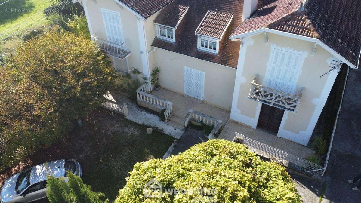 Maison 261 m² à Morlanne  - photo 2