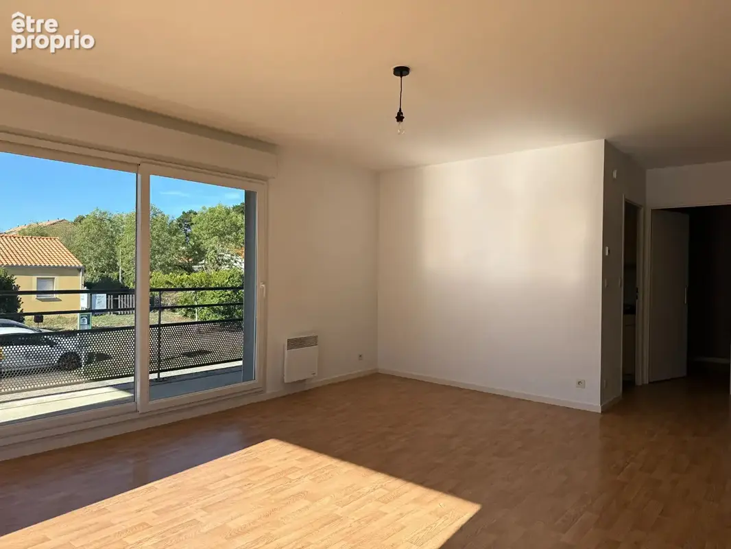 Appartement T4 de 83 m² avec balcon, garage double et cave - photo 8