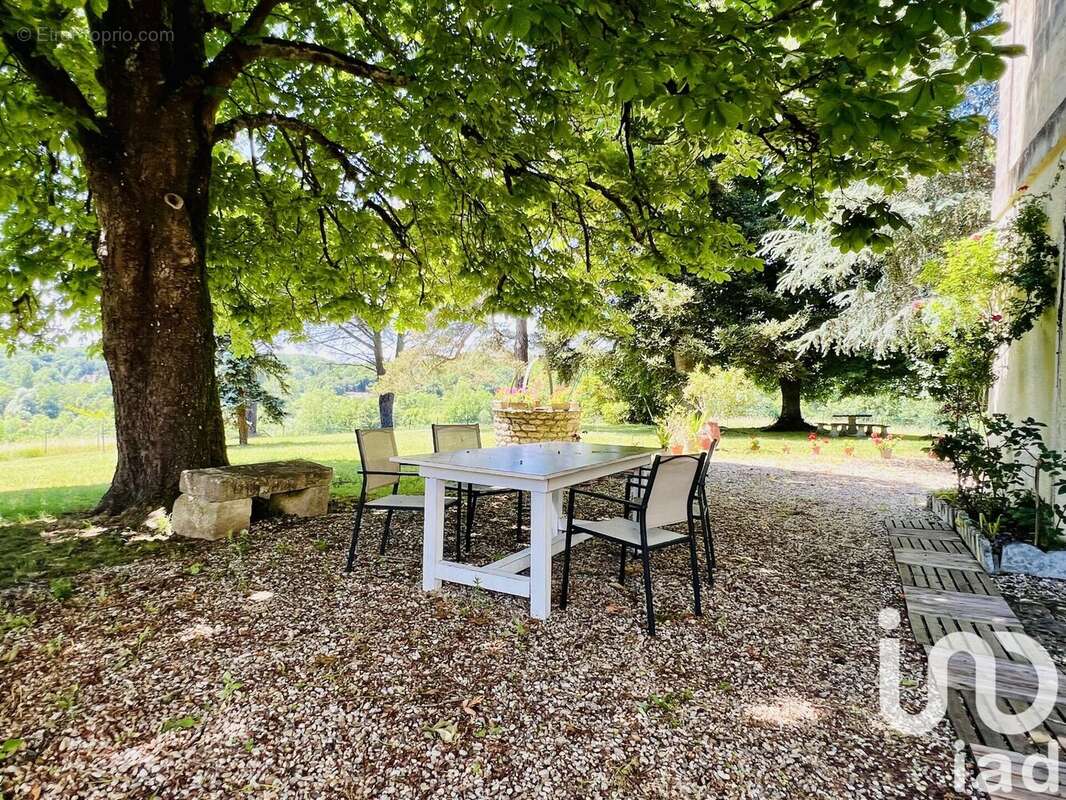 Photo 4 - Maison à BEYCHAC-ET-CAILLAU