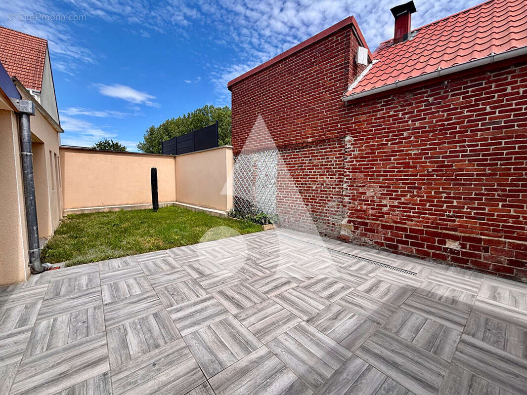 Maison Loffre 4 pièce(s) 210 m2 - photo 10