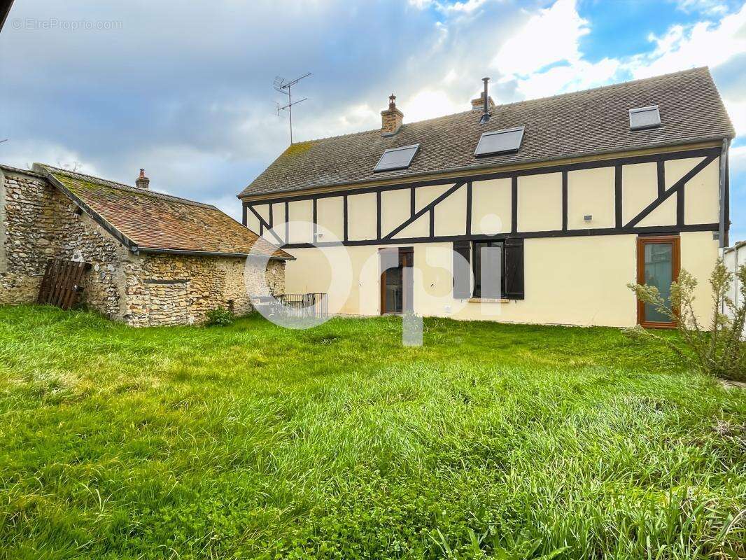 Maison à PACY-SUR-EURE