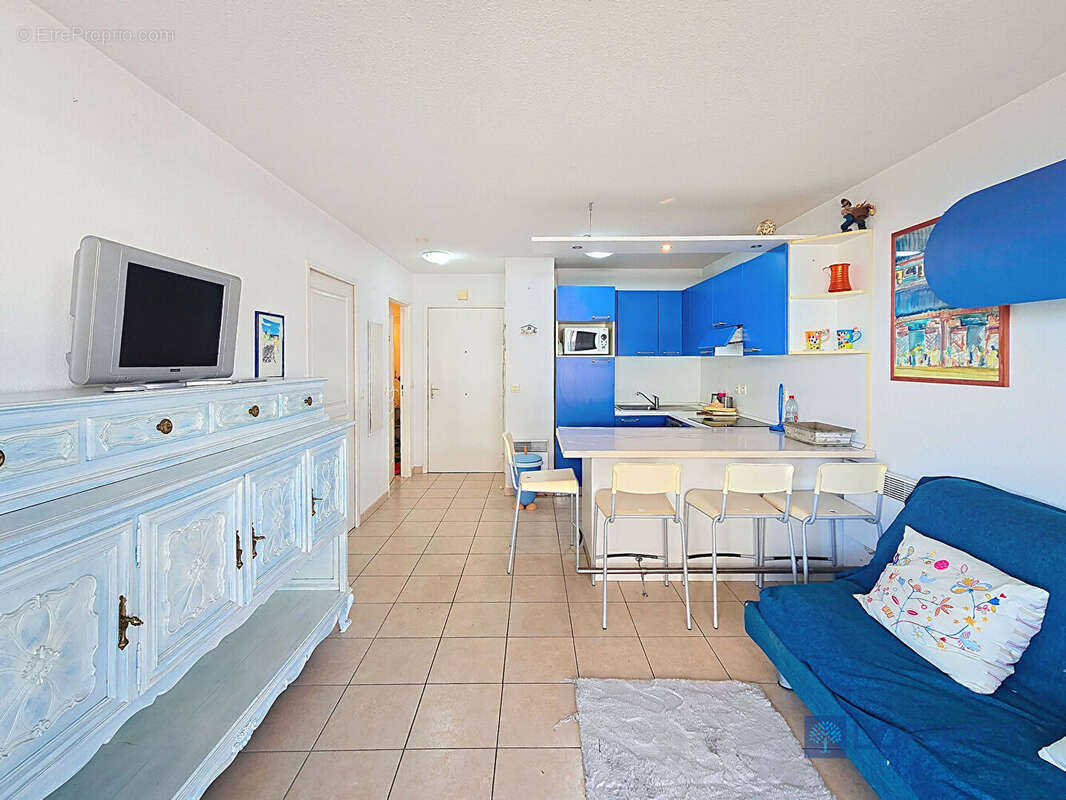 Appartement à VILLENEUVE-LOUBET